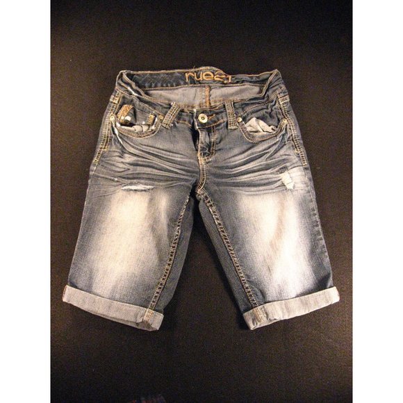 Rue21 Womans JEANS SHORTS 3/4 Curvy Long Low Rise W 27 Blue Denim Stretch - Picture 1 of 11